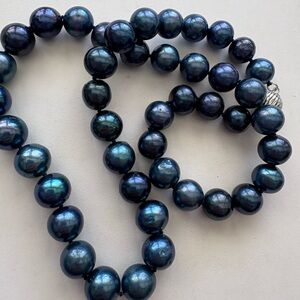 Imperial pearls by Josh Bazar, Blue 20”, freshwater cultured, 925 sterling